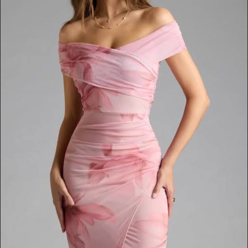 Pink Floral Windsor Cornelia Off The Shoulder Slit Formal Dress - Size M